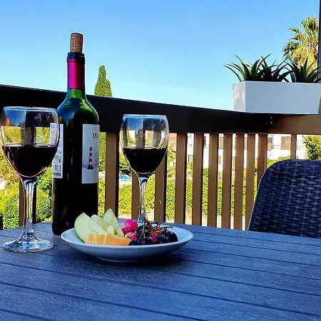 Margarita Gardens - Self Service Appartement *