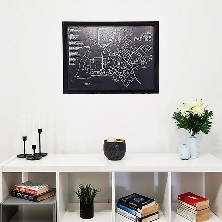 Margarita Gardens - Self Service *