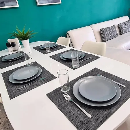 Margarita Gardens - Self Service