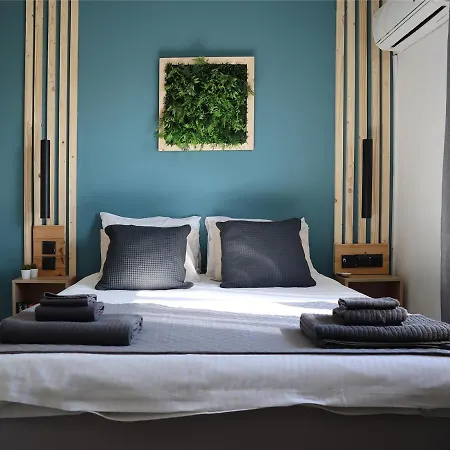 Margarita Gardens - Self Service