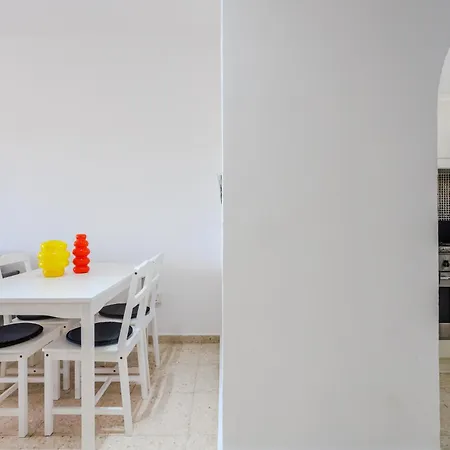 Margarita Gardens - Self Service Lägenhet *