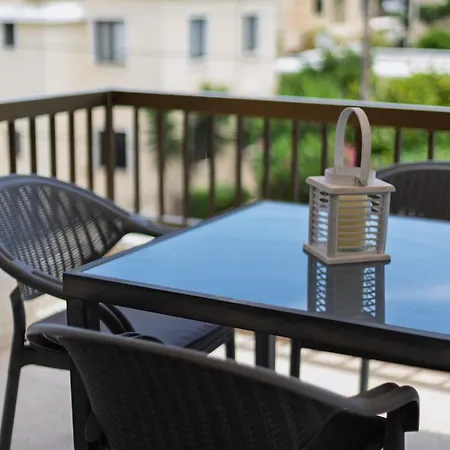 Margarita Gardens - Self Service Appartement *