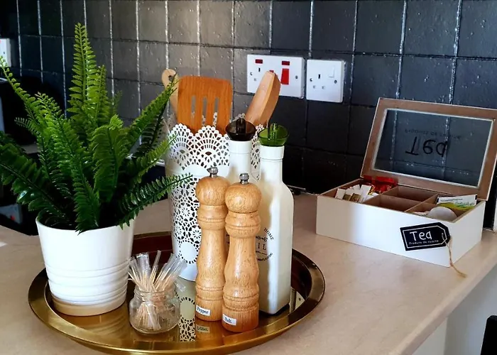 Margarita Gardens - Self Service * 파포스