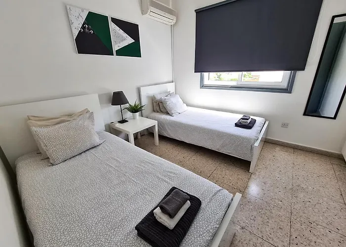 Margarita Gardens - Self Service パ フォス