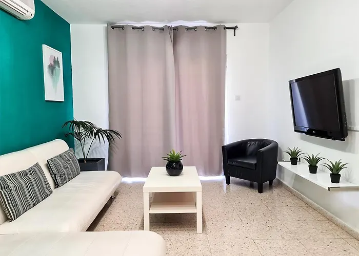 Margarita Gardens - Self Service 파포스