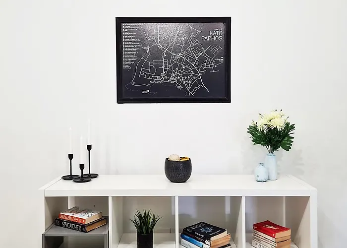 Margarita Gardens - Self Service *