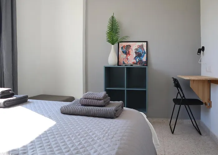 Margarita Gardens - Self Service 파포스