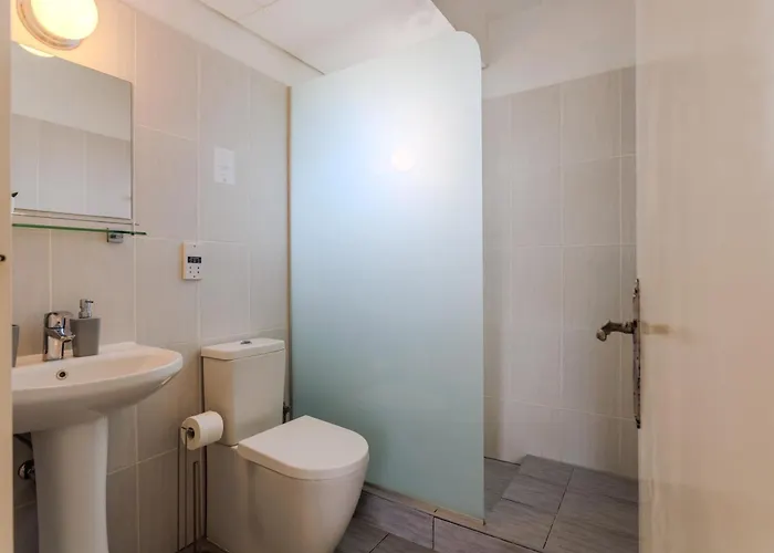 Margarita Gardens - Self Service 파포스