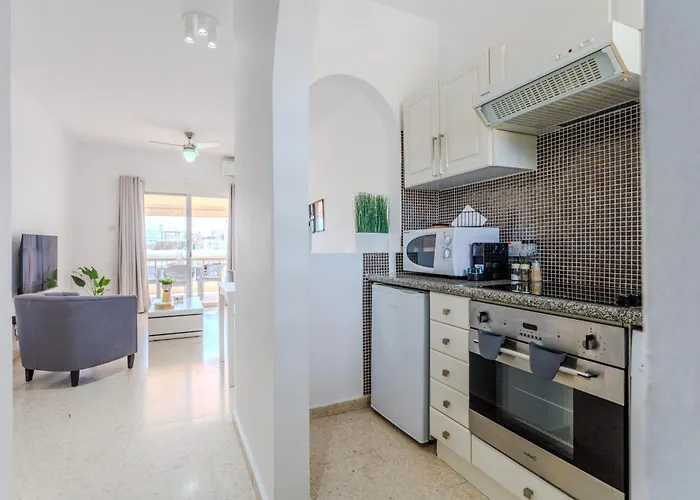 Margarita Gardens - Self Service *